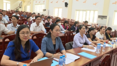 Chơn Thành 150 đại biểu được tập huấn công tác quản lý nhà nước về thanh niên