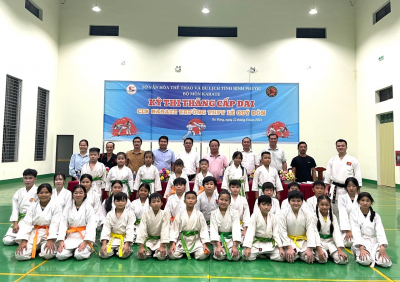 Bù Đăng tổ chức thi thăng cấp đai bộ môn Karate