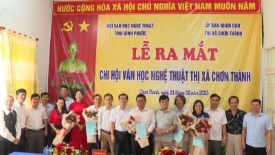 Lễ ra mắt Chi hội Văn học Nghệ thuật thị xã Chơn Thành