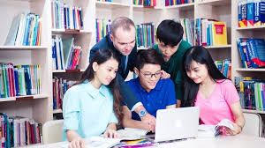 Nâng cao nhận thức của thanh thiếu nhi về tầm quan trọng của ngoại ngữ và hội nhập quốc tế