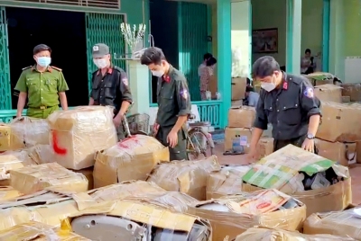 Chỉ thị của Thủ tướng Chính phủ về tăng cường công tác chống buôn lậu, gian lận thương mại và hàng giả trong tình hình mới.