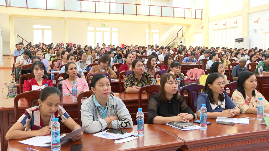 Tập huấn chuyển đổi số trong lĩnh vực giáo dục